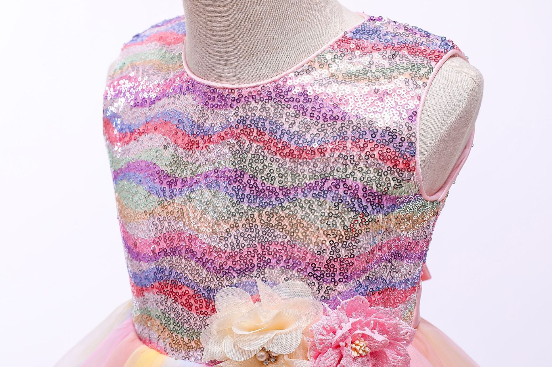 Children's Colorful Puffy Yarn Cake Dress