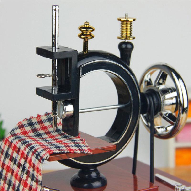 Retro Nostalgic Hand Sewing Machine Ornaments - AL MONI EXPRESS