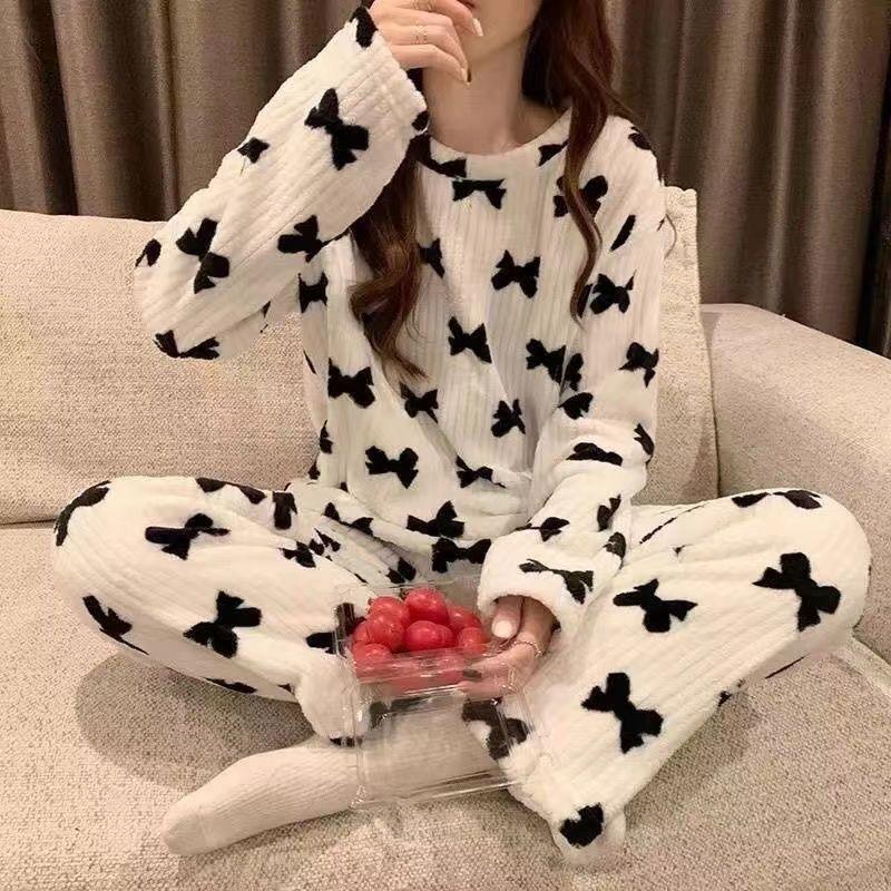 Women's Pajamas Autumn Winter Warm Pyjamas Sets Thick Coral Long Sleeve Cute Cartoon Bear Sleepwear Home Nightclothes - AL MONI EXPRESS